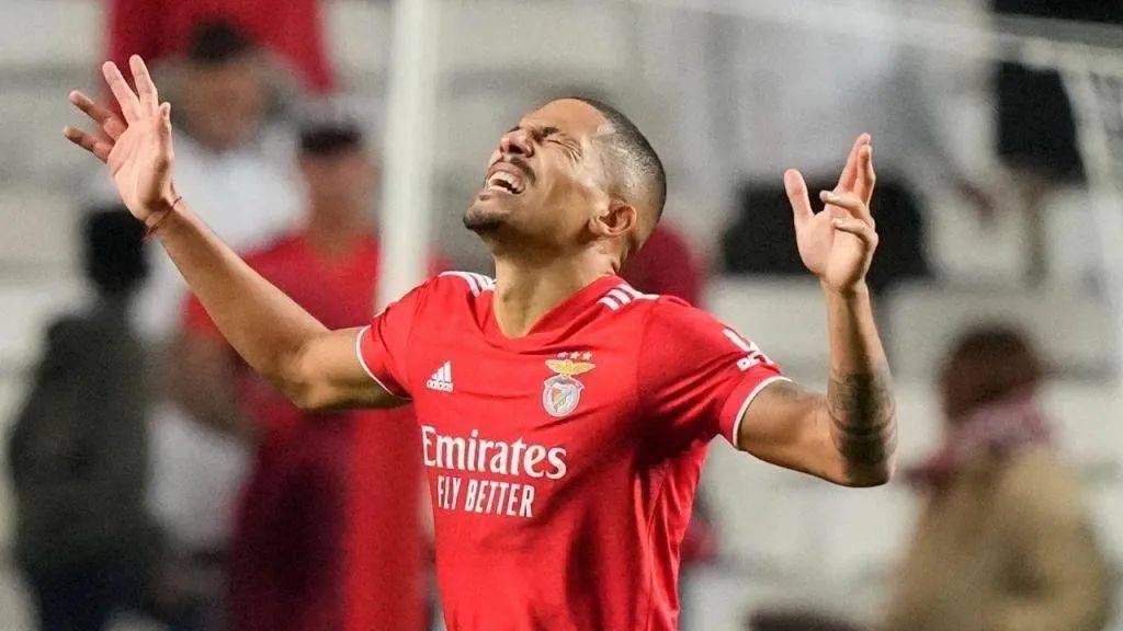 阿贾克斯足球俱乐部官网 阿贾克斯足球俱乐部官网